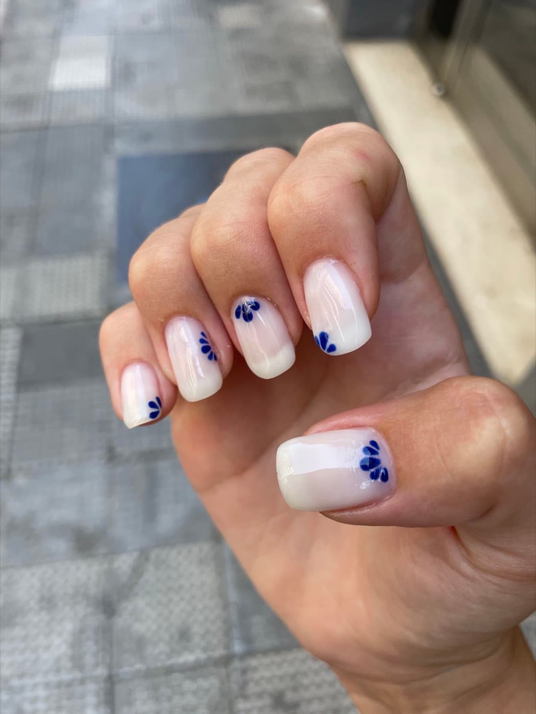 Unghie curate da Aldavì nails & beauty