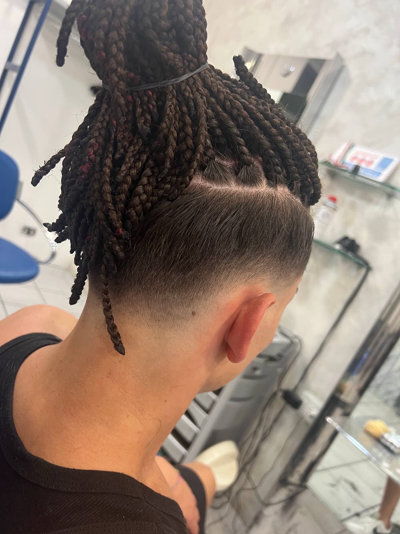 Cristian Napoli Barber — la sala