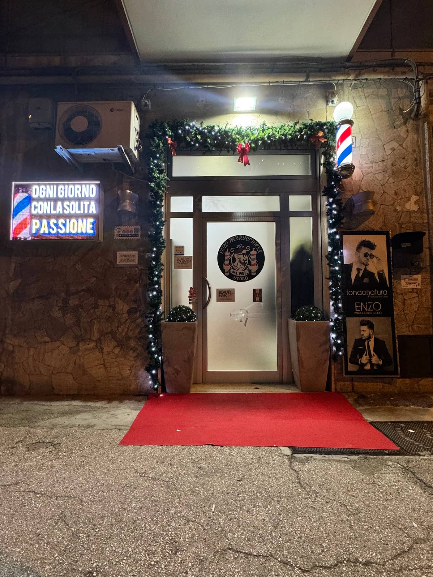 Enzoparrucchiereuomo, Foggia — foto 1 di 4