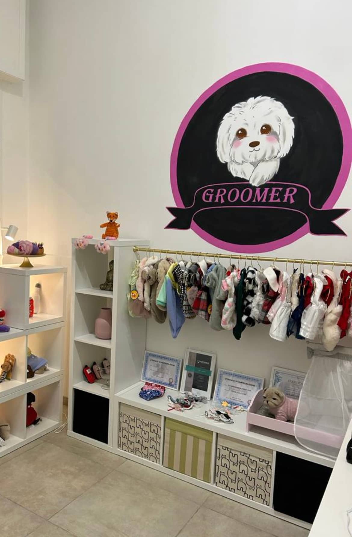 Groomer — Toelettatura e negozio per animali domestici
