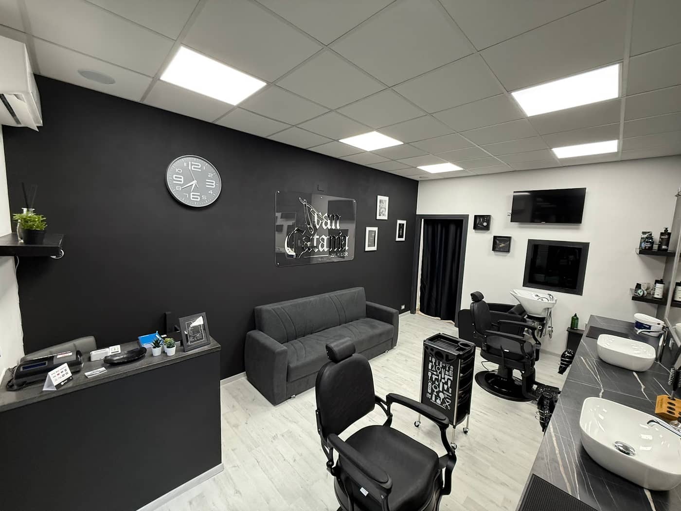 Ivan Catania Barber