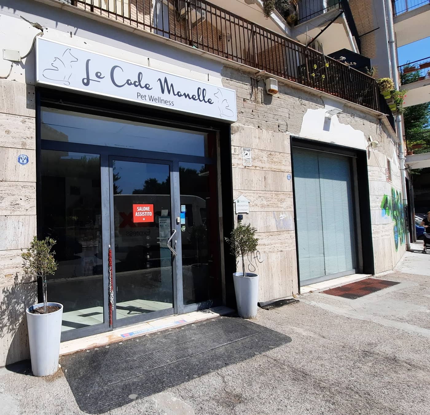Le Code Monelle Beauty & SPA — Toelettatura cani e gatti e negozio di prodotti per animali