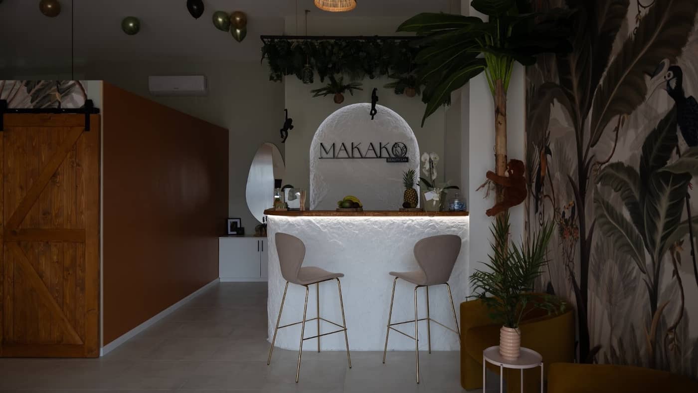 Makako beauty lab — Centro estetico e unghie