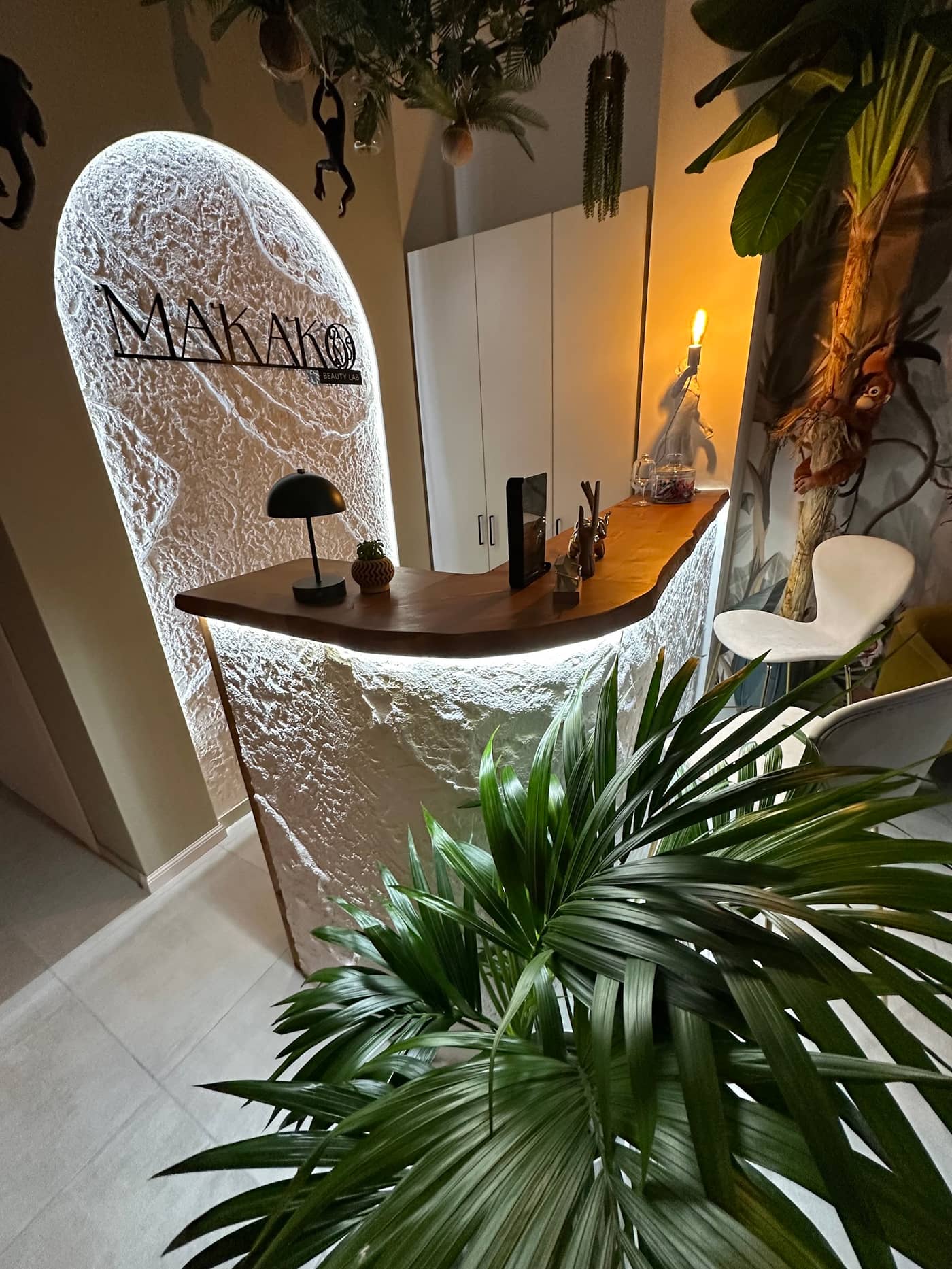 Makako beauty lab — lavoro 2
