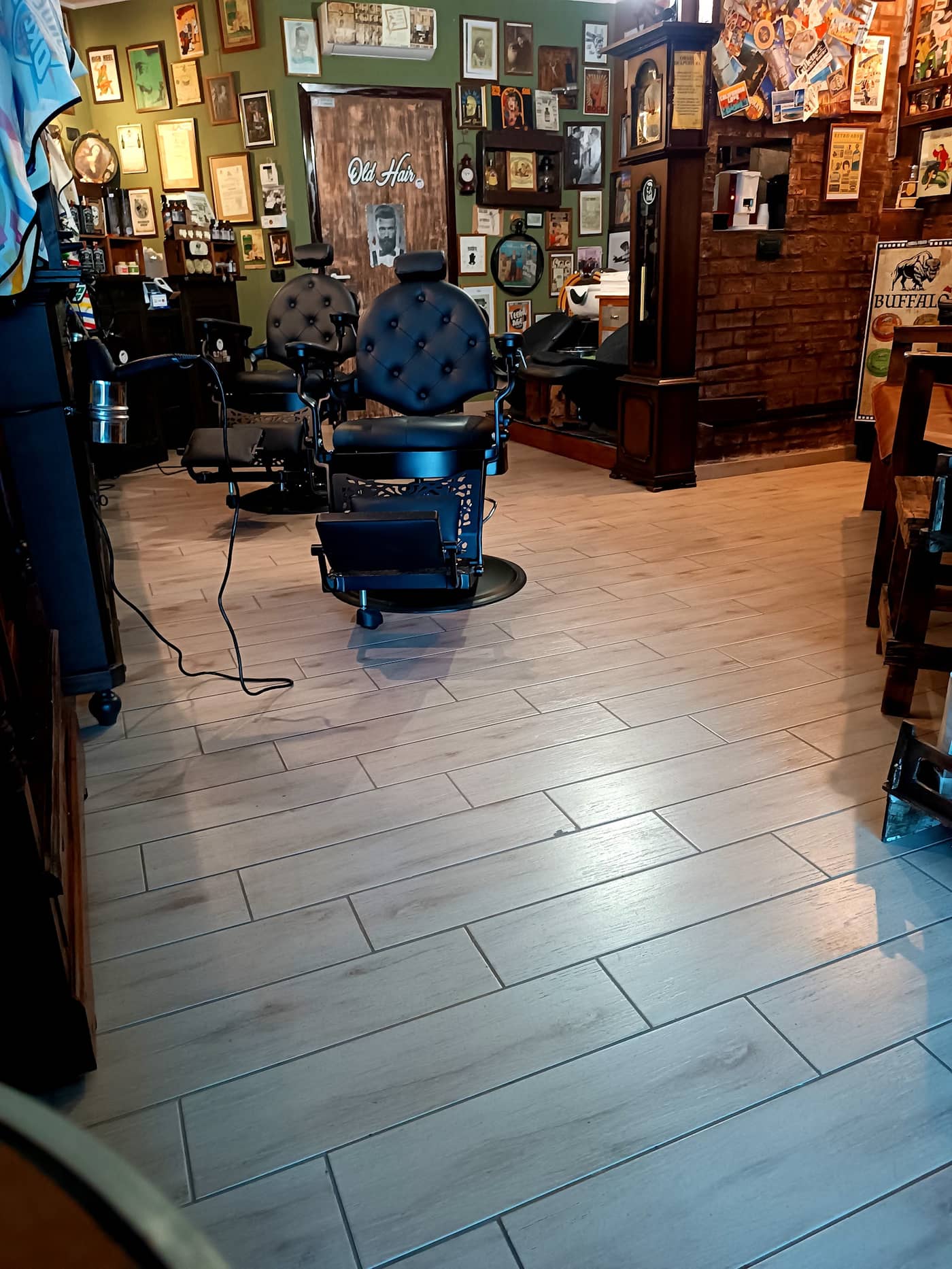 Old Hair Barber Shop - San Michele