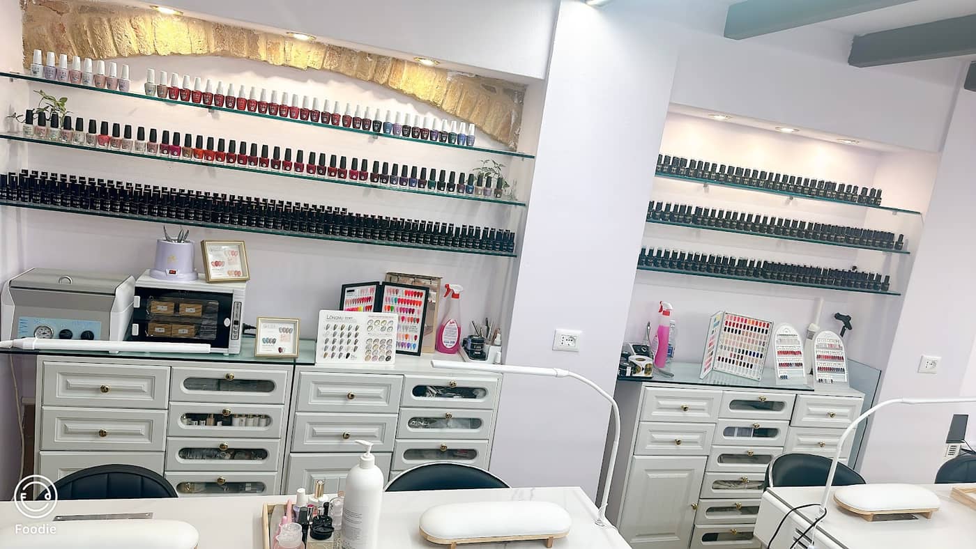 Regina nail — lavoro 3