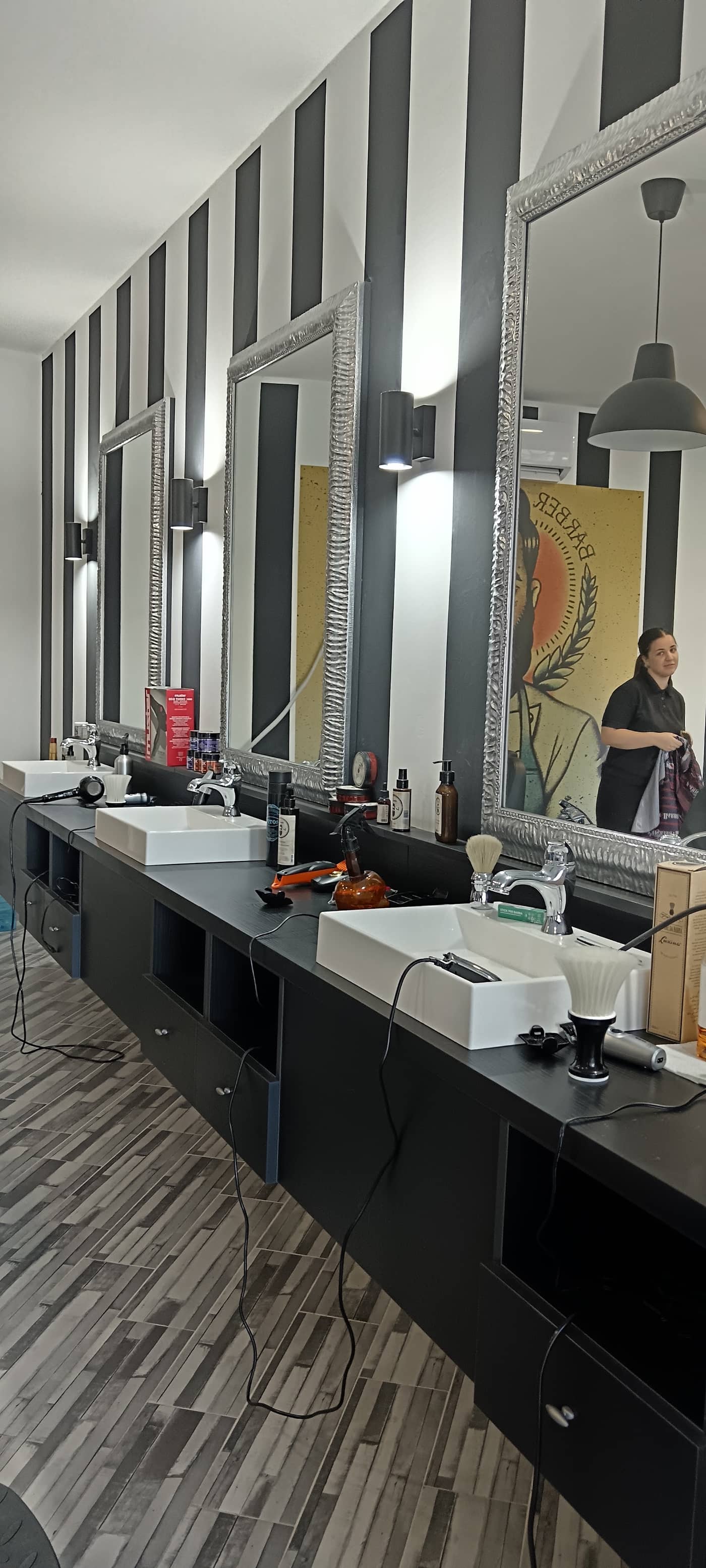 VMen's Style Barber Shop — dettaglio