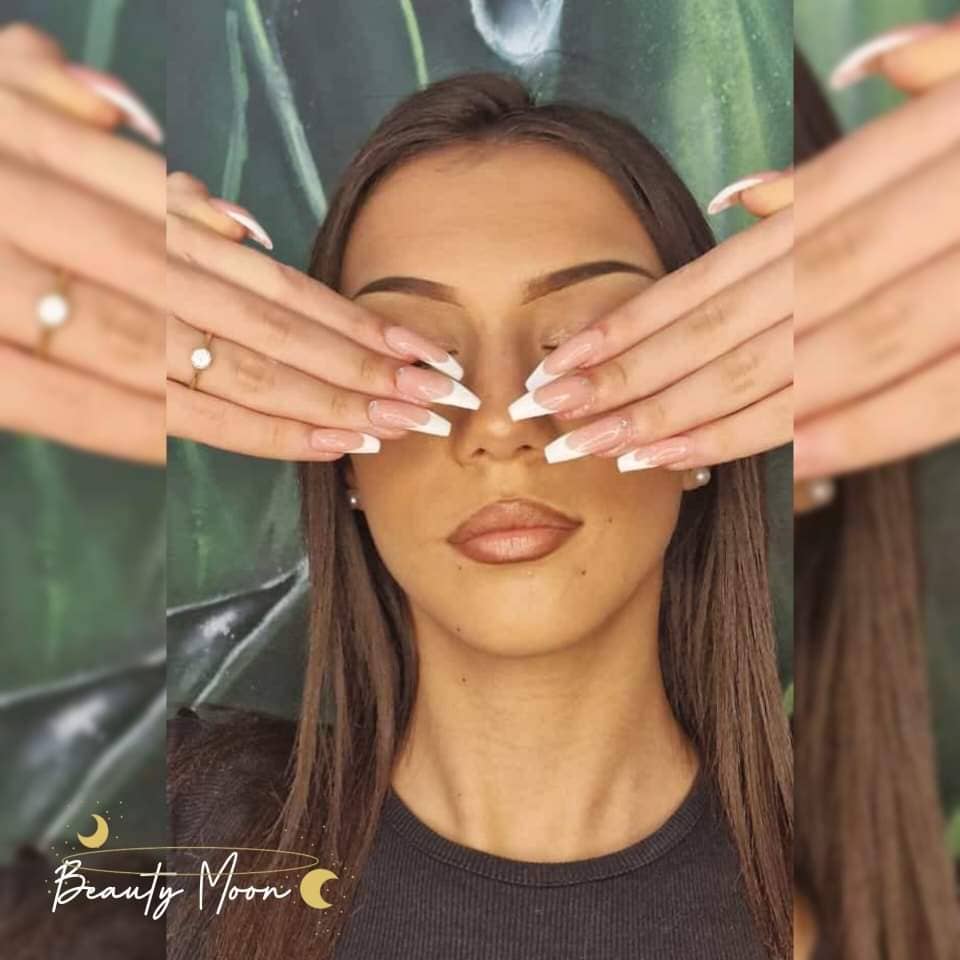 Beauty Moon — Bari