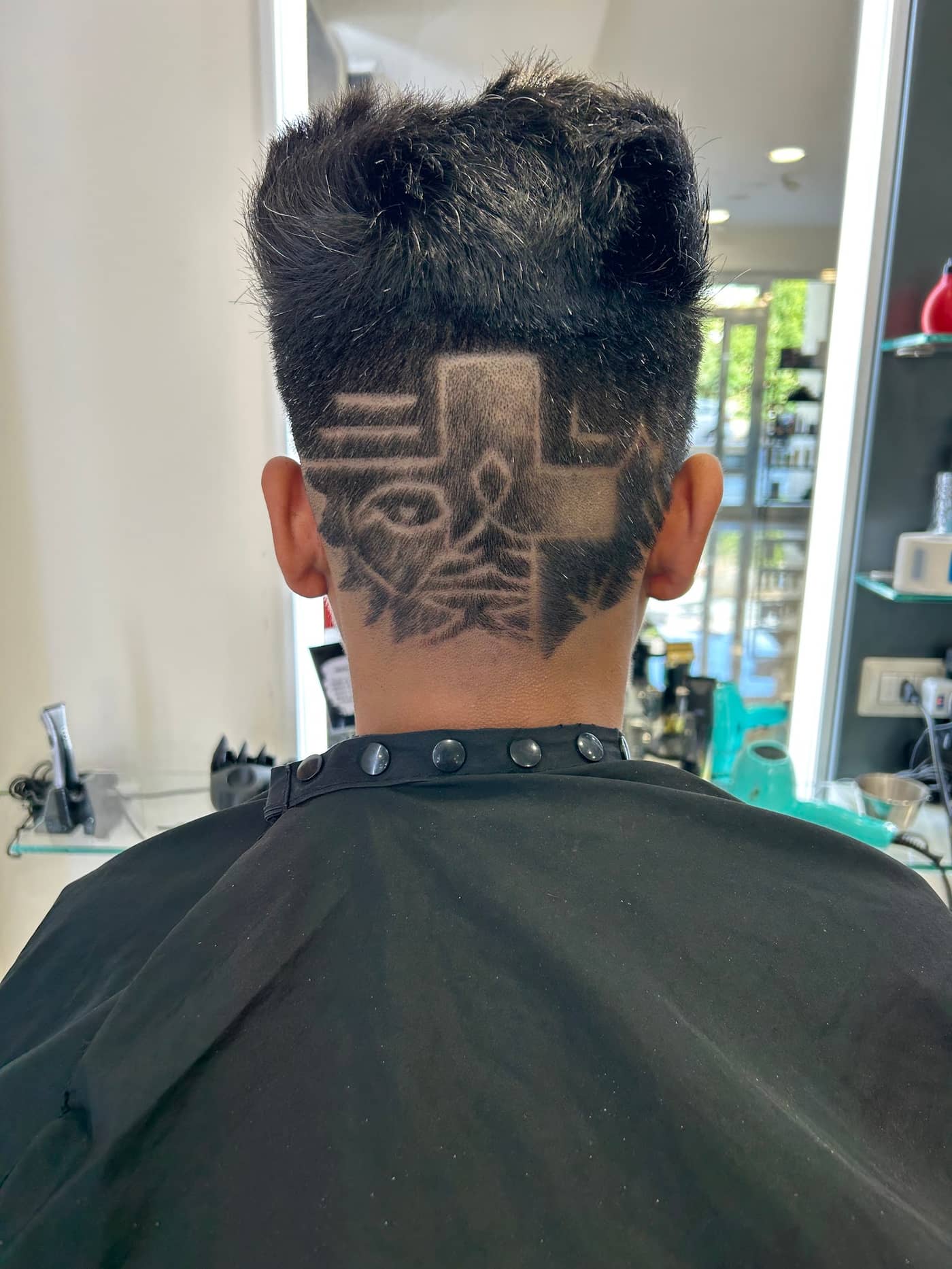 D.P. Hair Style — interno