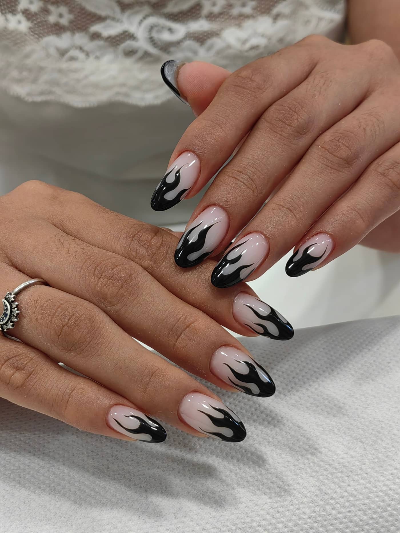 DORA NAIL — Centro estetico e unghie