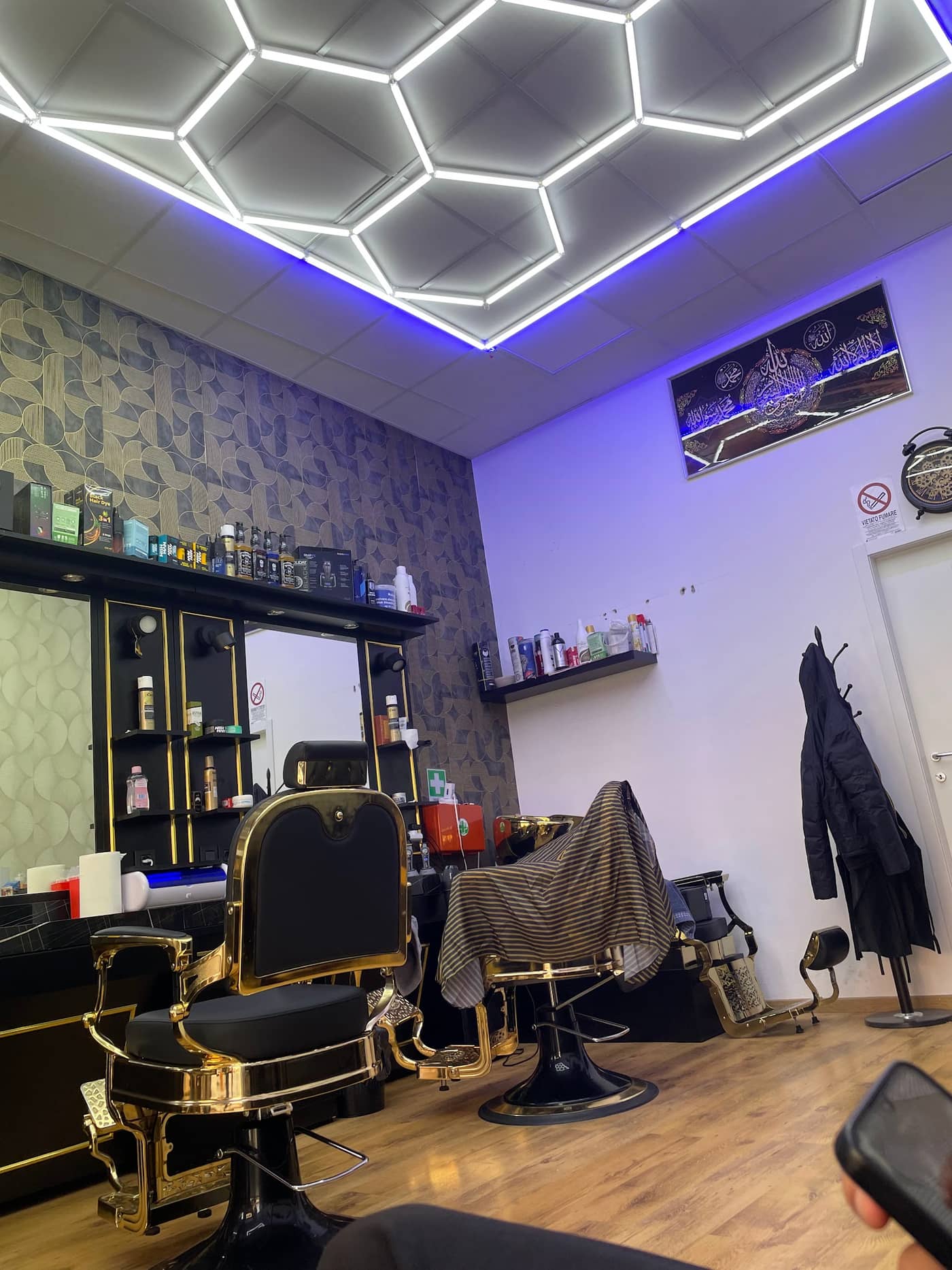 MS Barber Brescia — interno