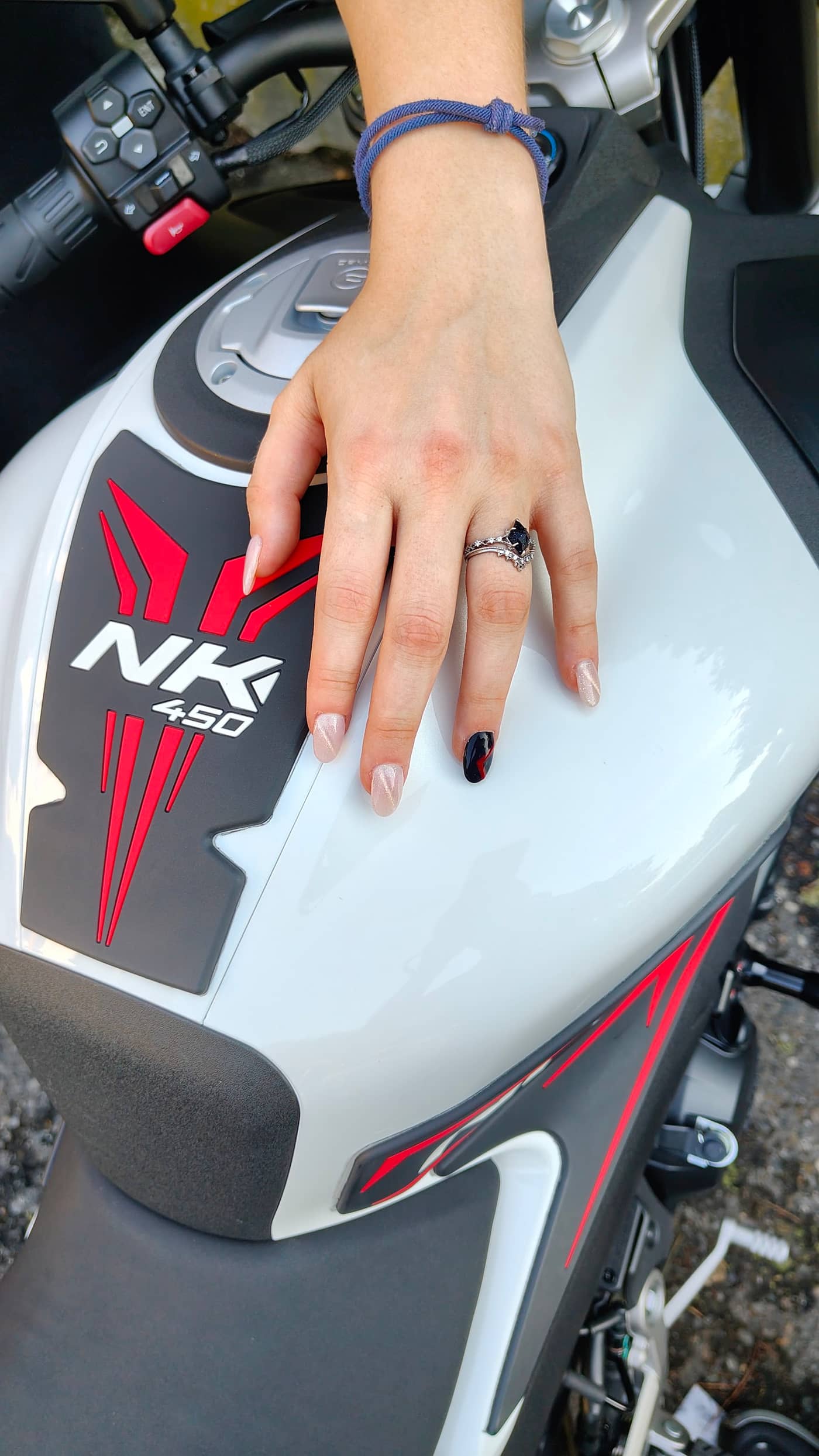 Queen nail — lavoro 3