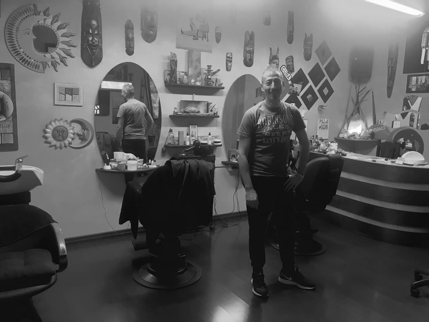 Teste Pazze Barbiere — la sala