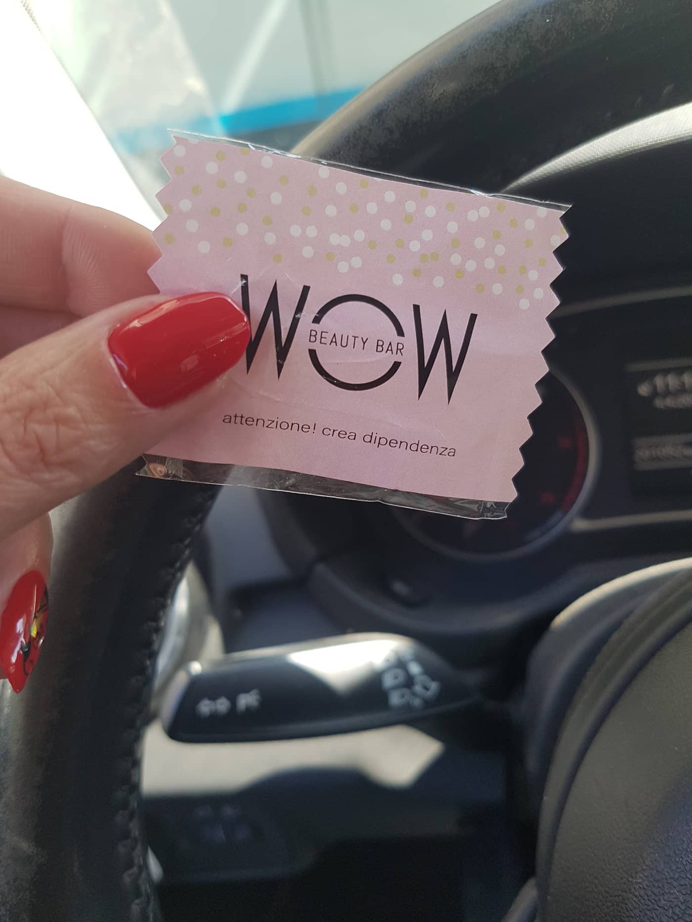 WOW BEAUTY BAR — Catania
